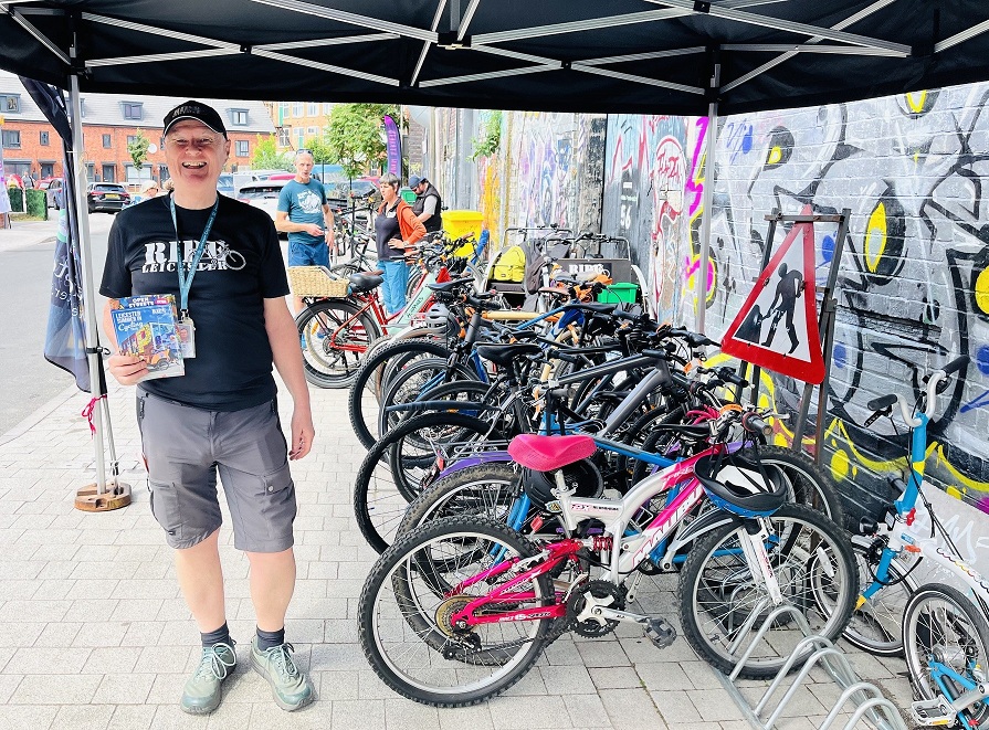 Social sharing card for Leicester streets turn into a free playground for bikes, art and family creativity