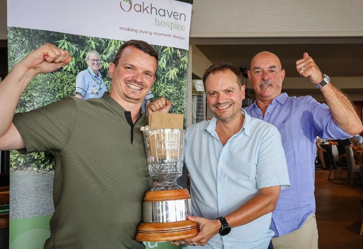 Social sharing card for Golfers raise more than £30,000 for Oakhaven Hospice with a little help from Bruce Grobbelaar