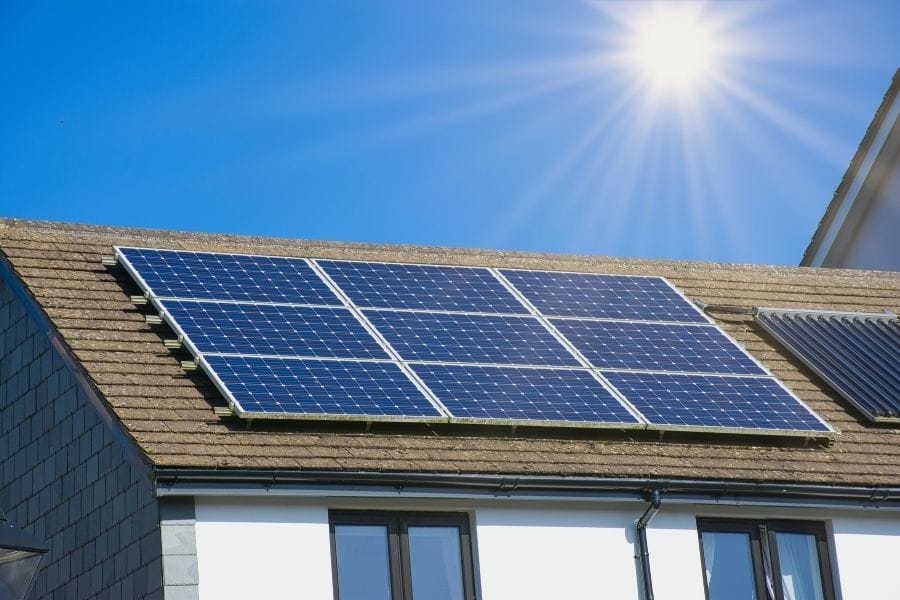 Social sharing card for Plug-in solar becomes available in Great Britain for the first time